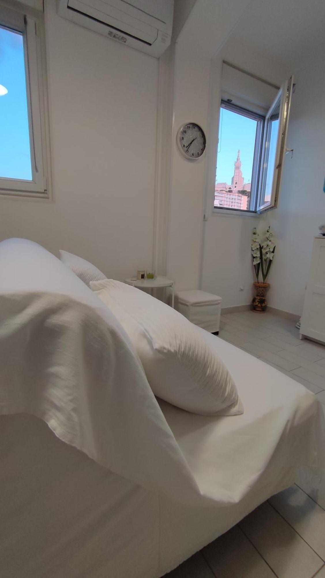 T2 Vue Sur La Basilique De Notre Dame De La Garde Apartment Marseille Ngoại thất bức ảnh